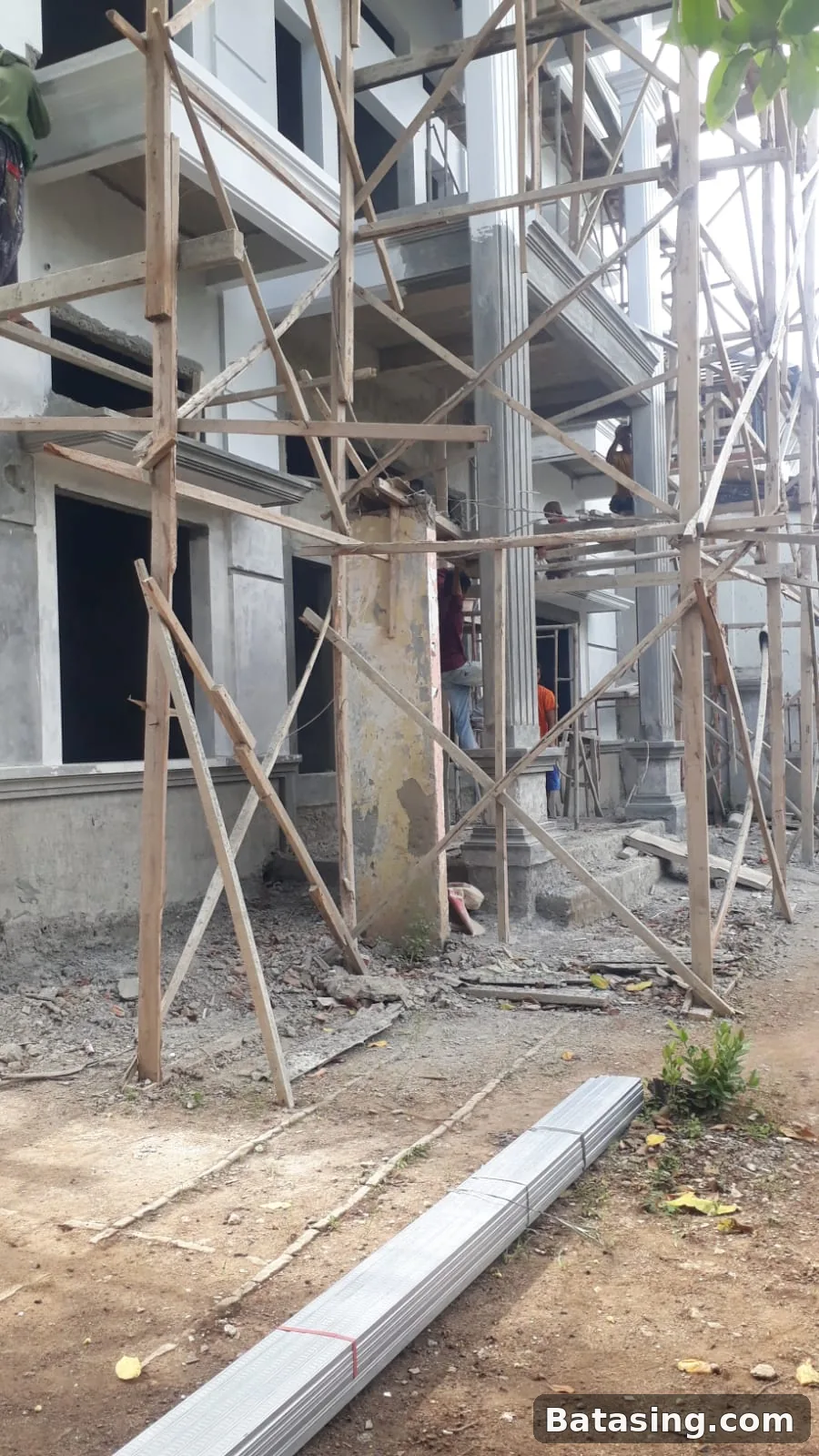 Konstruksi renovasi dan interior BATASING Lampung