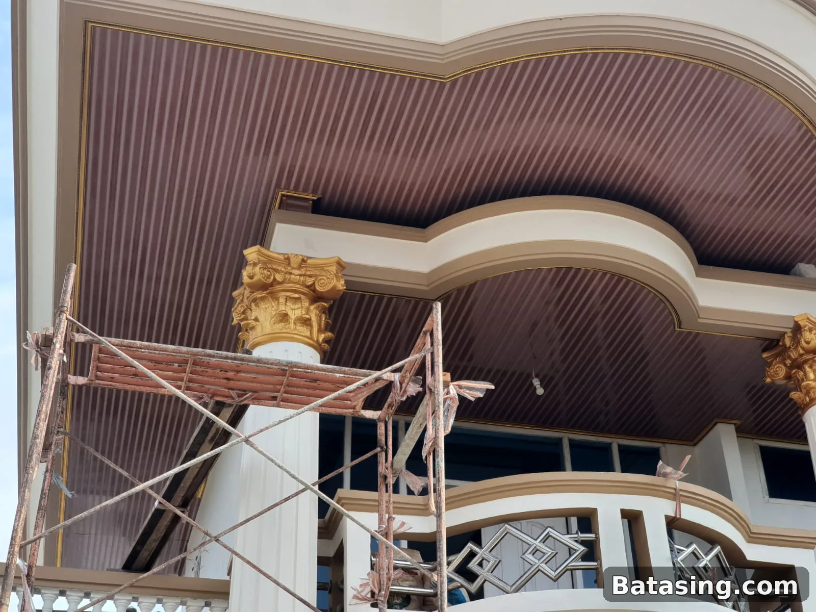 Pekerjaan bangunan dan konstruksi BATASING di Lampung